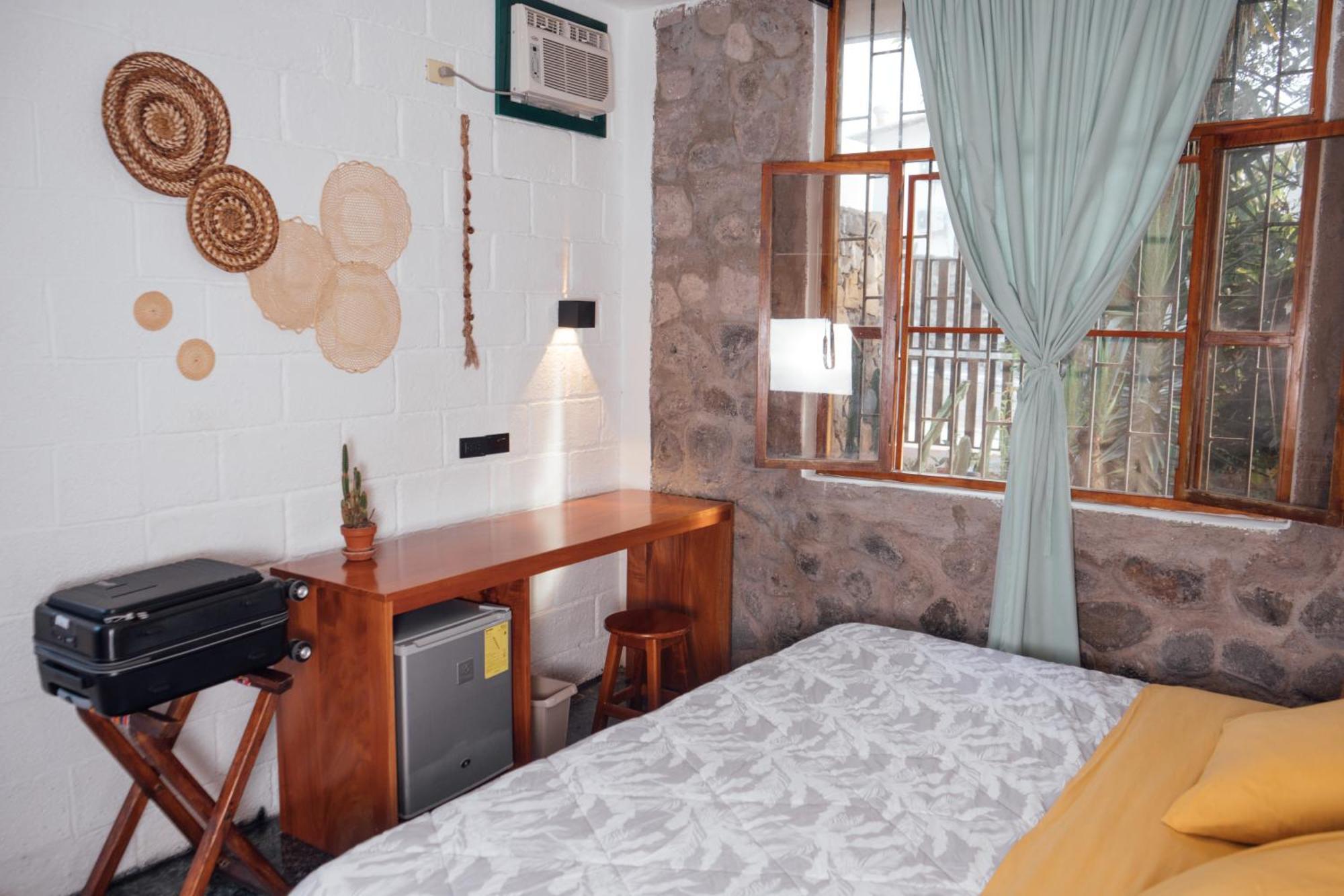 Hostal Pimampiro Puerto Baquerizo Moreno Esterno foto